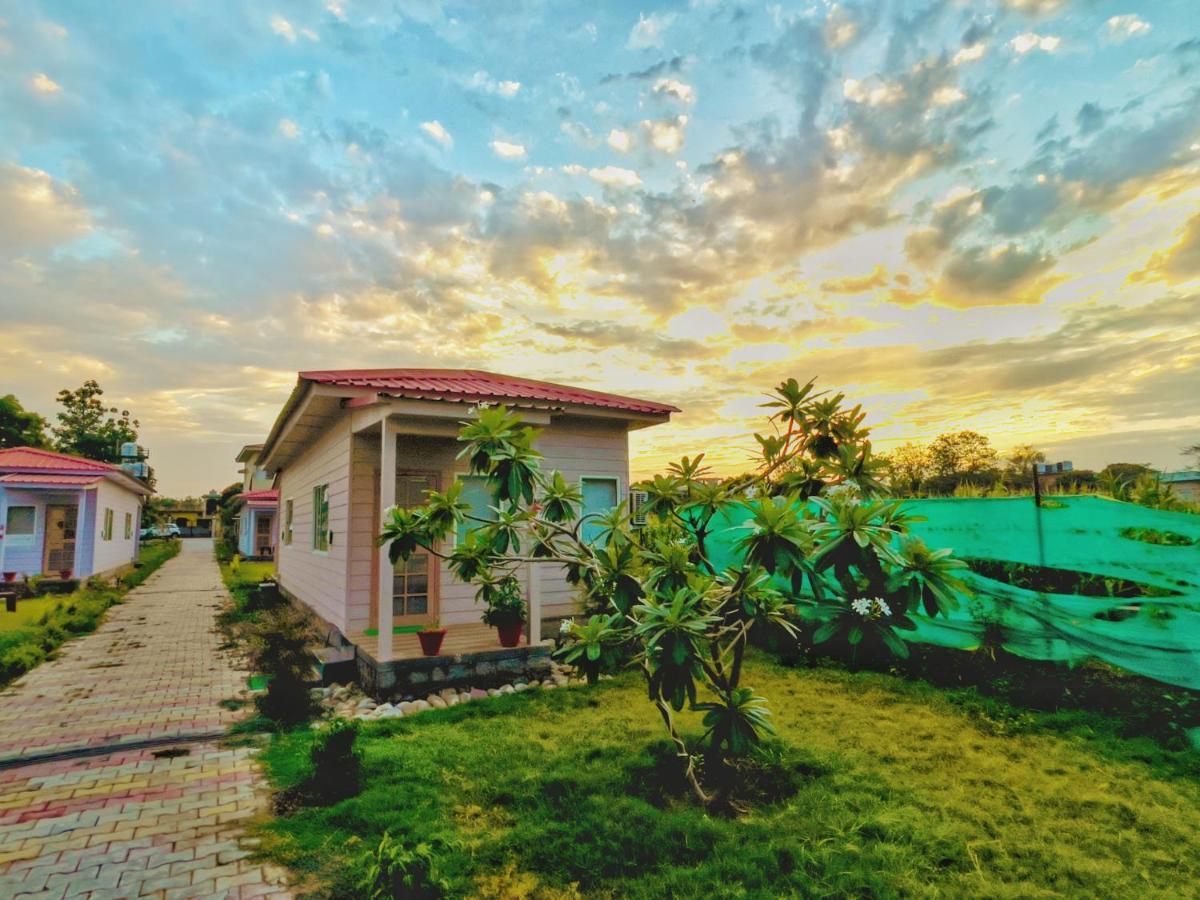 Veda Inn Ramnagar  Bagian luar foto